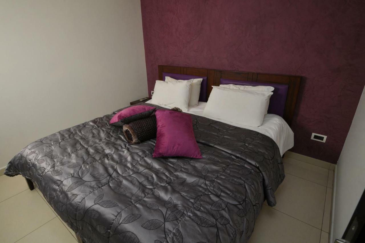 Hollywood Inn Boutique Hotel Jounieh Exterior photo