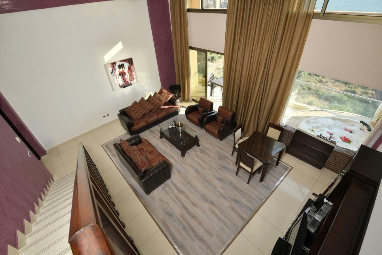 Hollywood Inn Boutique Hotel Jounieh Exterior photo