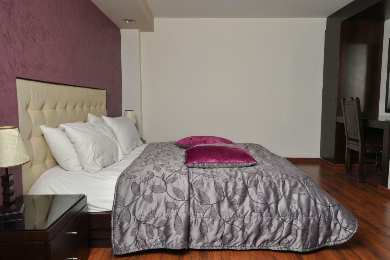 Hollywood Inn Boutique Hotel Jounieh Exterior photo