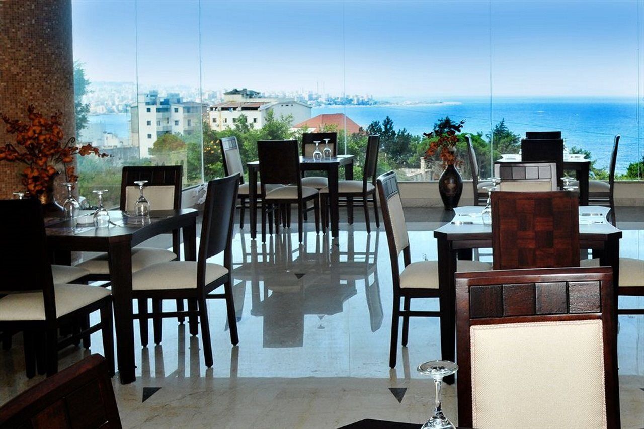 Hollywood Inn Boutique Hotel Jounieh Exterior photo